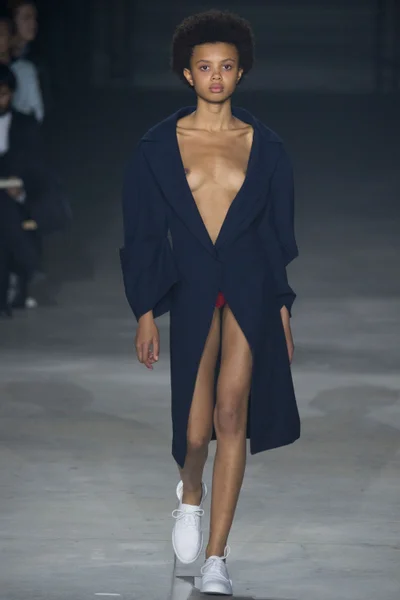 Look 37